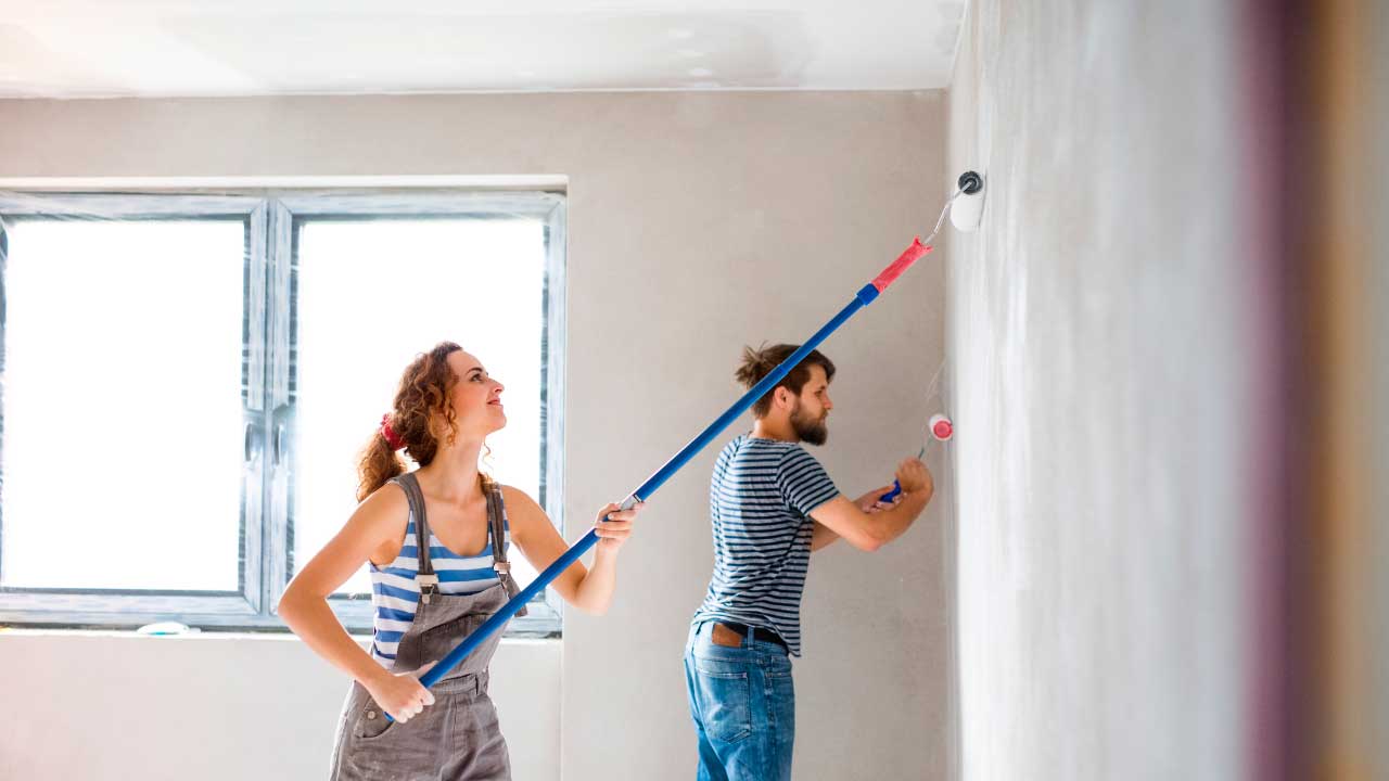 Errores comunes al pintar paredes y cómo evitarlos